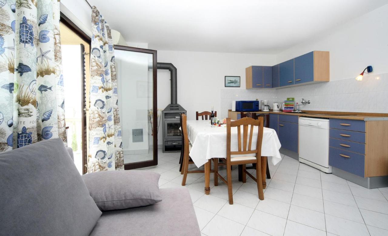 Apartments Mond Gornji Karin Dış mekan fotoğraf