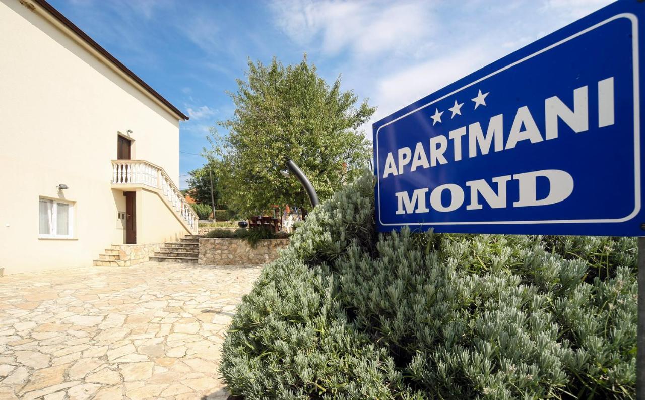 Apartments Mond Gornji Karin Dış mekan fotoğraf